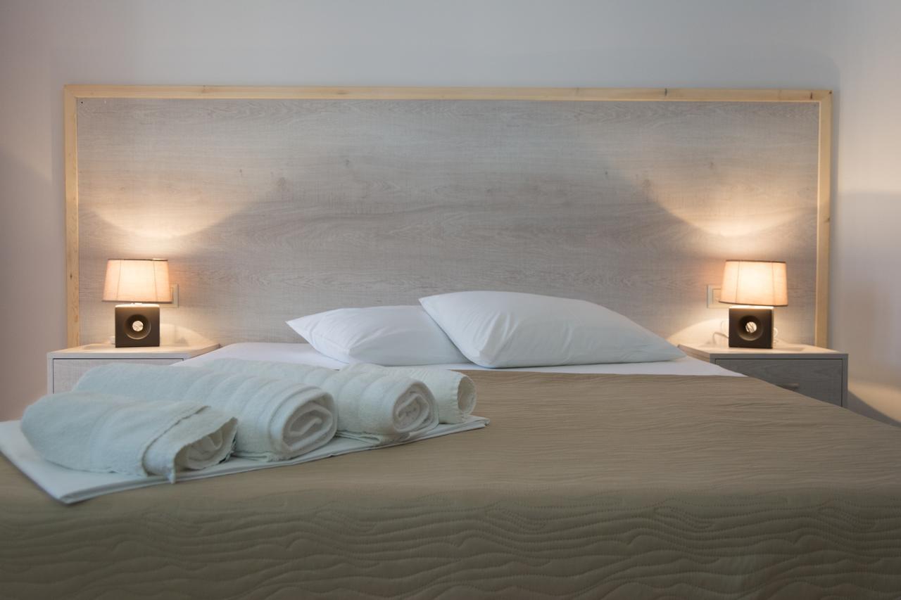 Sirena Superior Aparthotel Agia Pelagia Екстериор снимка