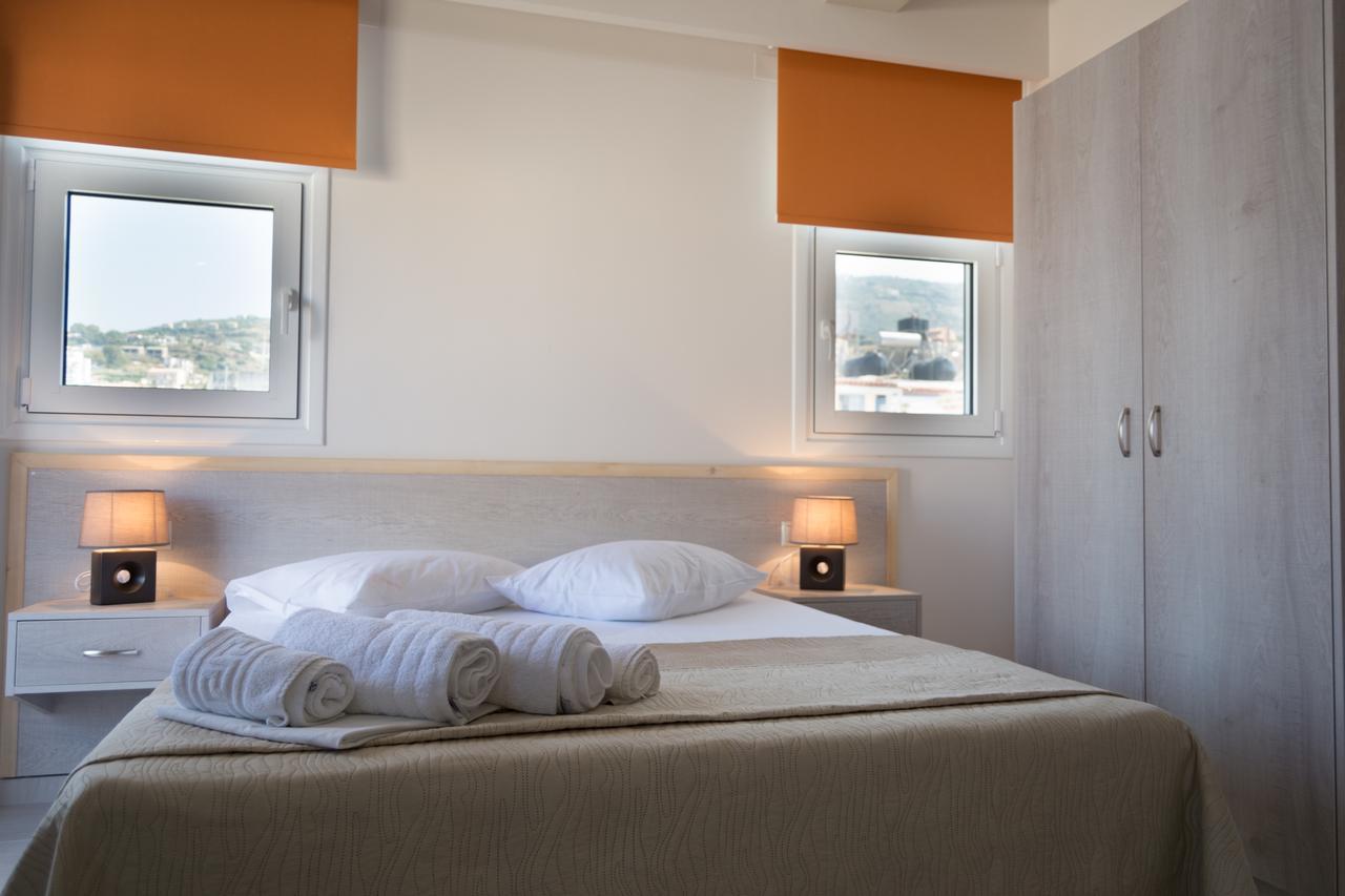 Sirena Superior Aparthotel Agia Pelagia Екстериор снимка